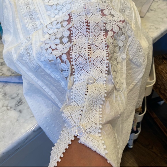 NWOT VICI Sweet Mary Crochet Lace Top - Picture 12 of 15